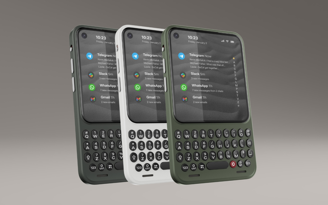 Clicks Unveils Unique BlackBerry Smartphone and Affordable $79 Snap-On Keyboard