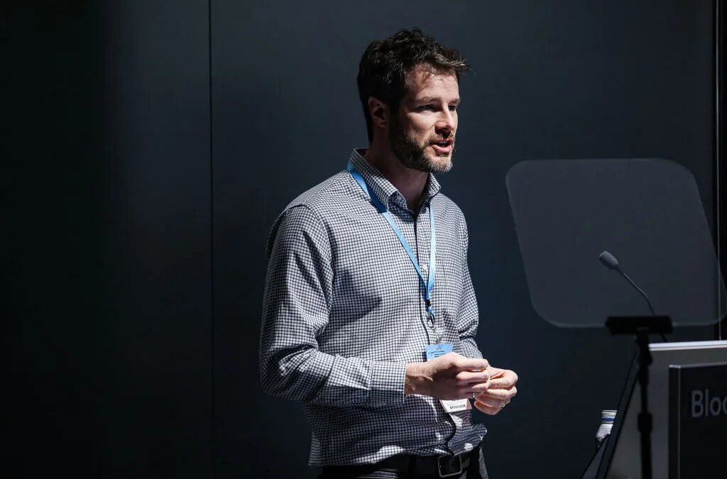 “Pebble Founder Declares His New Venture Is ‘Not a Startup'”